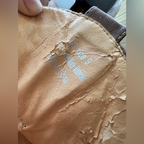 Very Volatile Boots - Picture 9 of 10